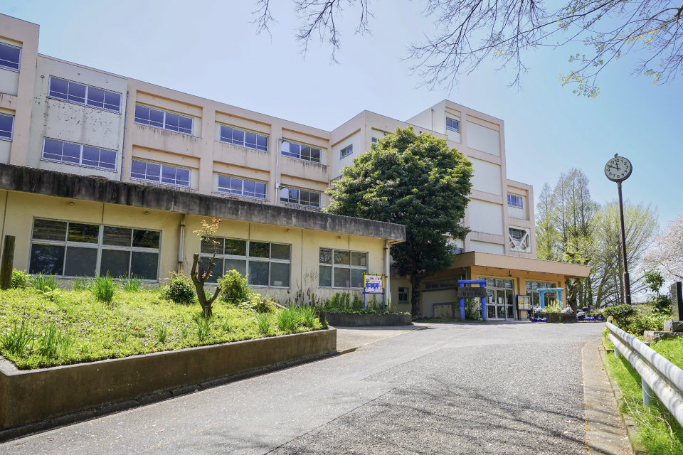 柏台小学校