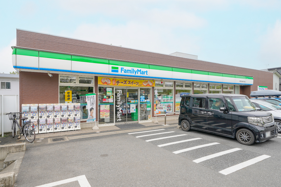 ファミリーマート東京科学大学国府台キャンパス店 ファミリーマート東京科学大学国府台キャンパス店