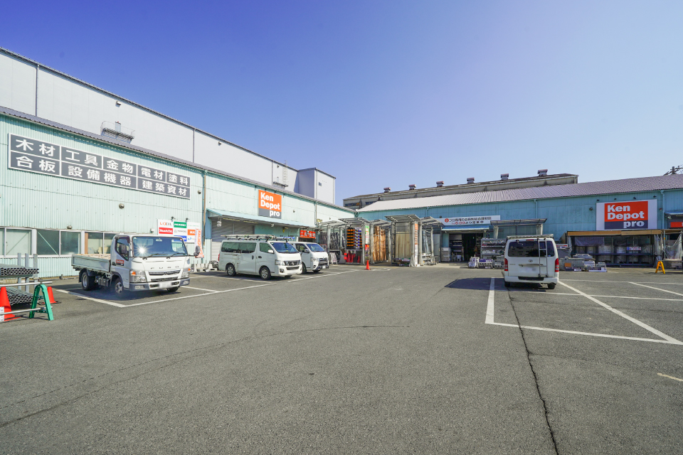建デポ市川田尻店