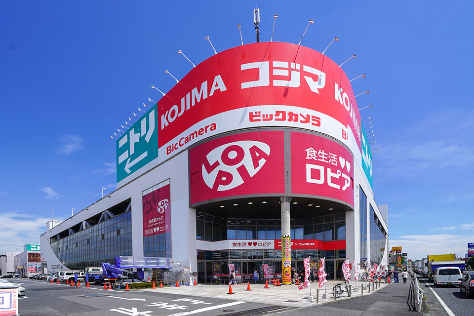 コジマ×ビックカメラ×ロピア柏店