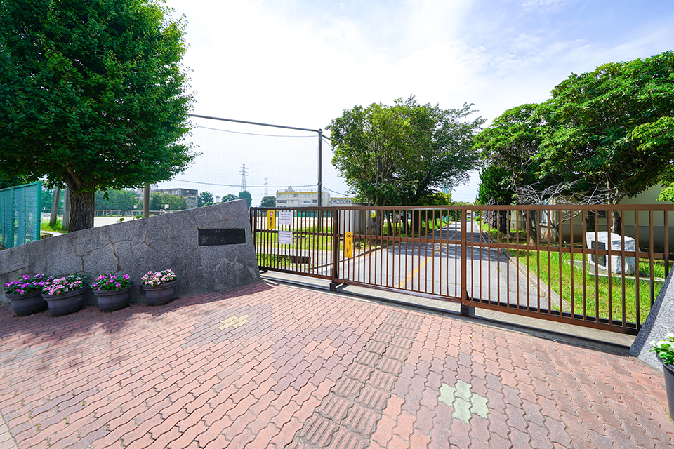 柏市立富勢中学校